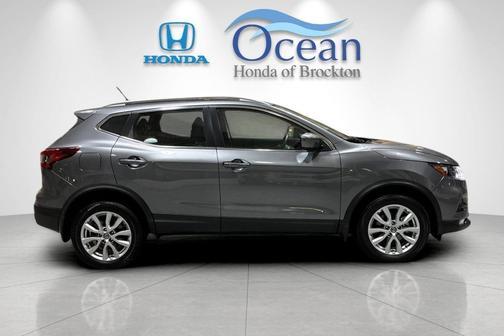 2022 Nissan Rogue Sport SV