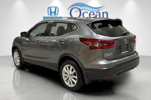 2022 Nissan Rogue Sport SV