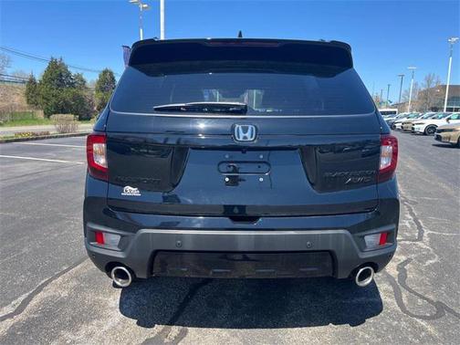 2025 Honda Passport AWD Black