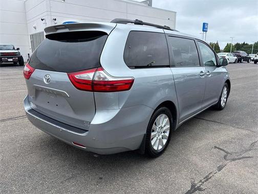 2015 Toyota Sienna XLE