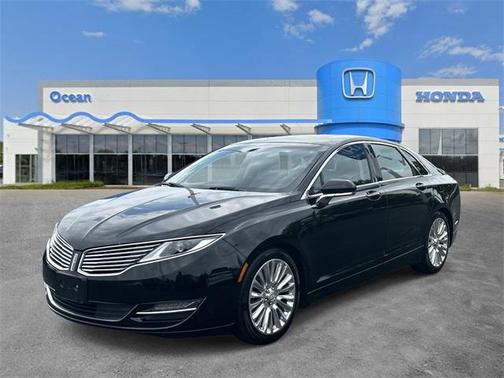 2016 Lincoln MKZ Base