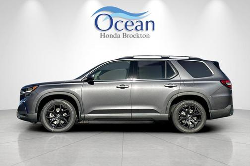 2025 Honda Pilot Touring 8-Passenger