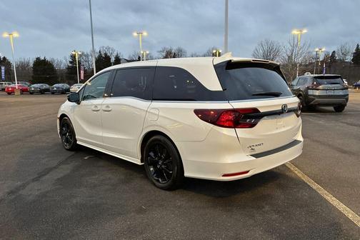 2023 Honda Odyssey Sport