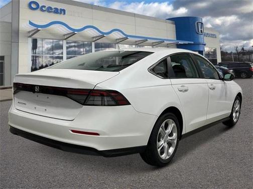 2025 Honda Accord LX 1.5T