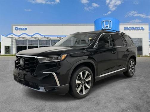 2025 Honda Pilot Touring 8-Passenger