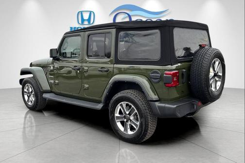 2022 Jeep Wrangler Unlimited Sahara