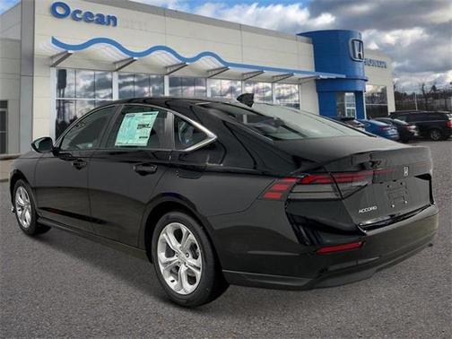 2025 Honda Accord LX 1.5T