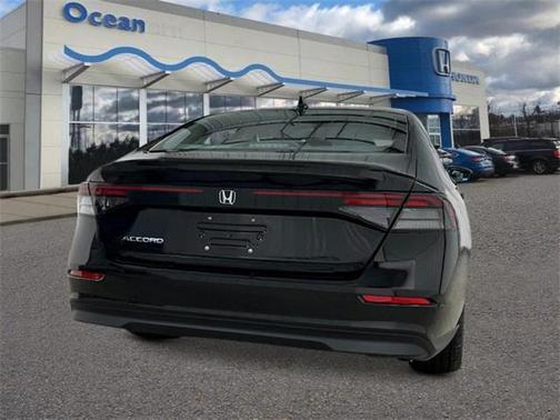 2025 Honda Accord LX 1.5T