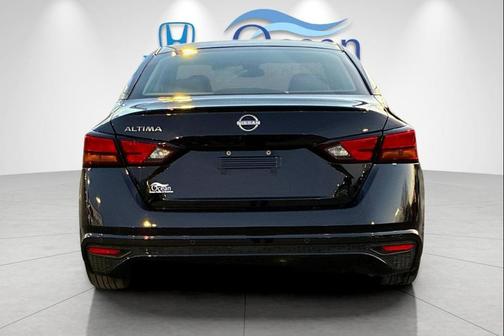 2023 Nissan Altima S FWD