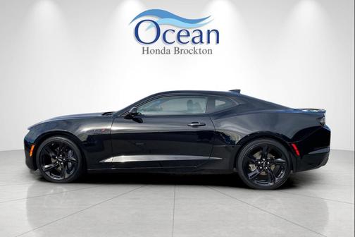 2022 Chevrolet Camaro RWD Coupe LT1