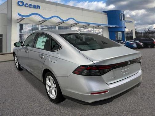 2025 Honda Accord LX 1.5T