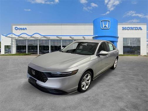 2025 Honda Accord LX 1.5T