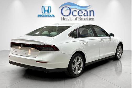 2023 Honda Accord LX 1.5T