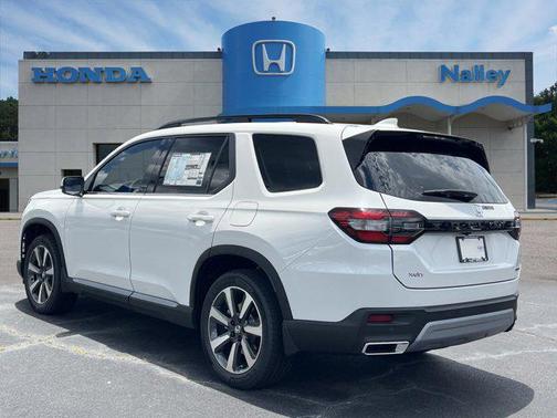 2025 Honda Pilot Touring 8-Passenger