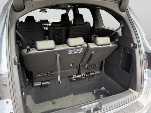 Sonic Gray Pearl 2026 Honda Odyssey Sport-L