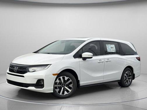 Platinum White Pearl 2026 Honda Odyssey EX-L