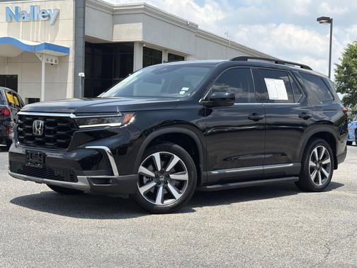 Crystal Black Pearl 2025 Honda Pilot Touring 8-Passenger