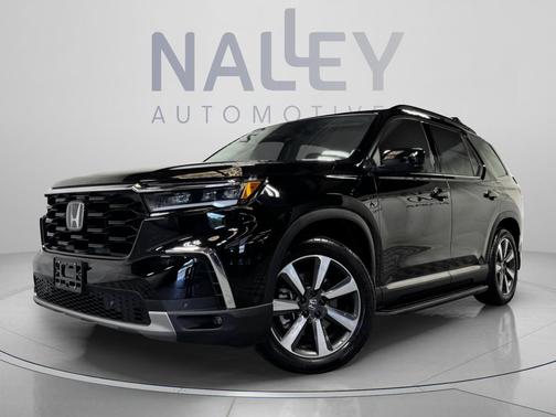 Crystal Black Pearl 2025 Honda Pilot Touring 8-Passenger