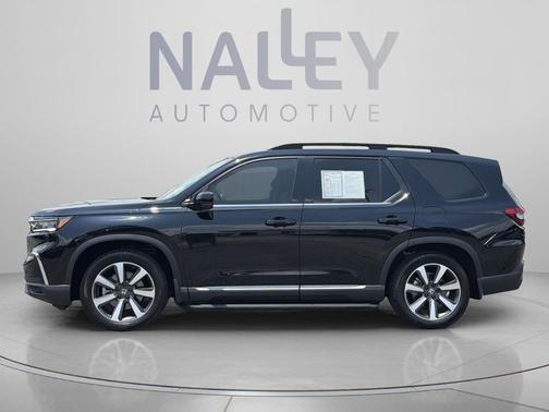 Crystal Black Pearl 2025 Honda Pilot Touring 8-Passenger