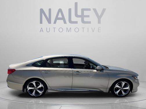 Champagne Frost Pearl 2018 Honda Accord Touring
