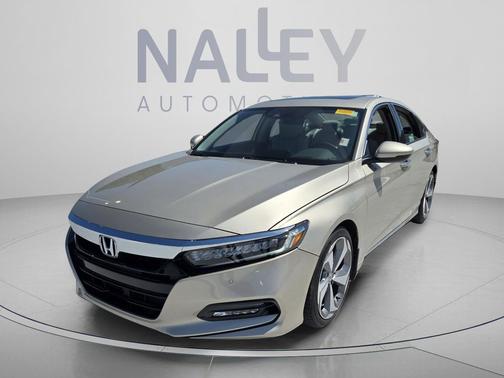 Champagne Frost Pearl 2018 Honda Accord Touring