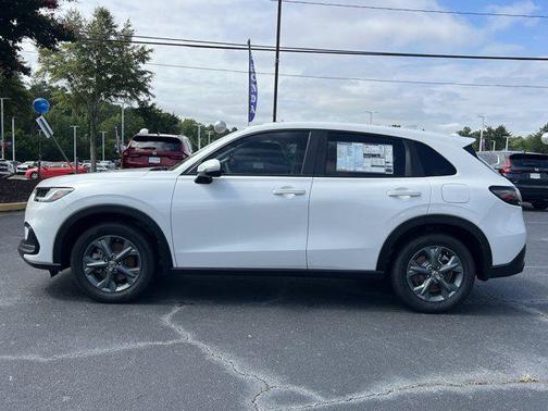2026 Honda HR-V LX