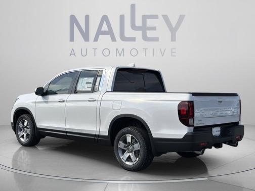 Platinum White Pearl 2026 Honda Ridgeline RTL