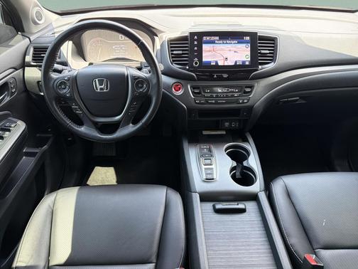 Crystal Black Pearl 2023 Honda Ridgeline RTL-E
