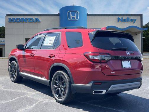 2025 Honda Pilot Touring 8-Passenger
