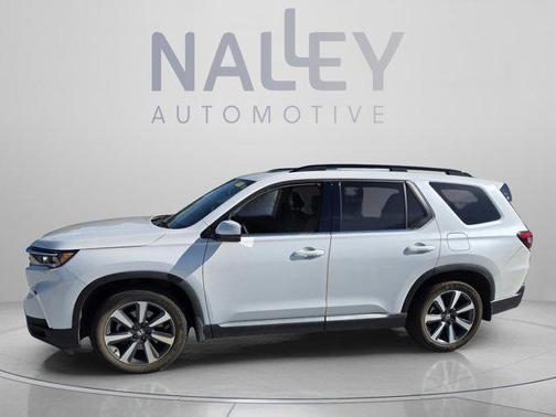Platinum White Pearl 2023 Honda Pilot Touring 8-Passenger