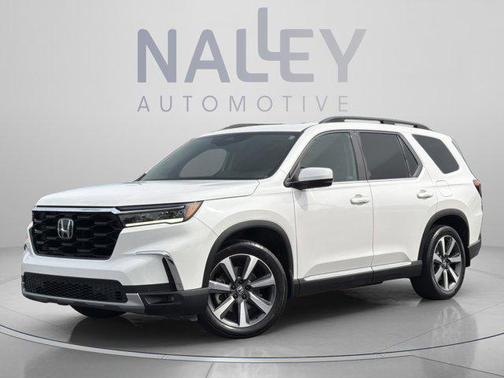 Platinum White Pearl 2023 Honda Pilot Touring 8-Passenger