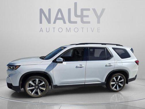 Platinum White Pearl 2023 Honda Pilot Touring 8-Passenger
