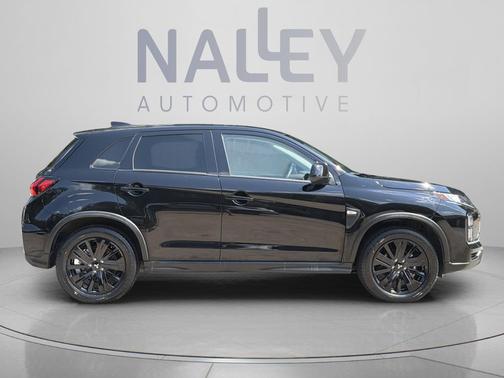 Labrador Black Pearl 2025 Mitsubishi Outlander Sport SE