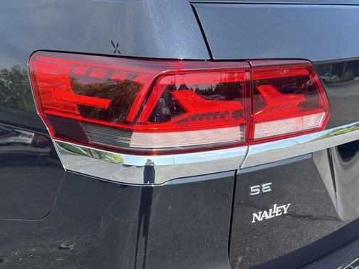 2022 Volkswagen Atlas 2.0T SE w/Technology