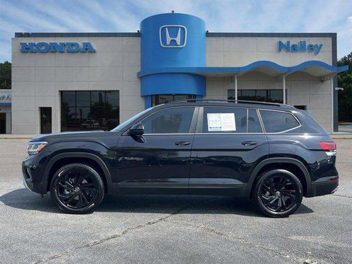 2022 Volkswagen Atlas 2.0T SE w/Technology