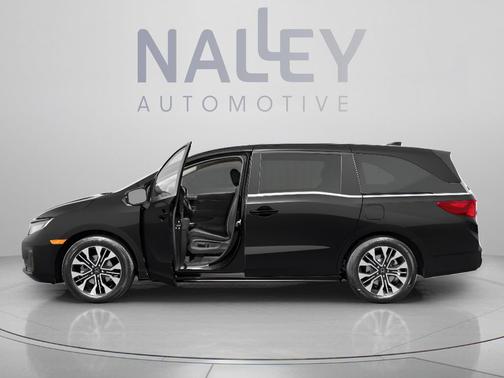 Crystal Black Pearl 2026 Honda Odyssey Elite