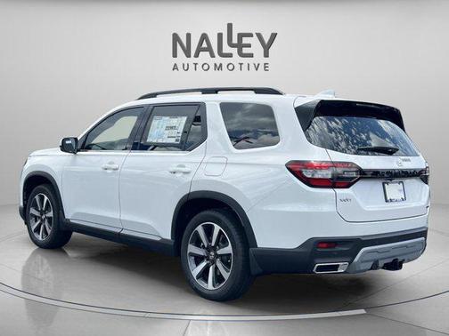 2025 Honda Pilot Touring 8-Passenger