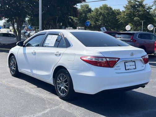 2016 Toyota Camry XLE