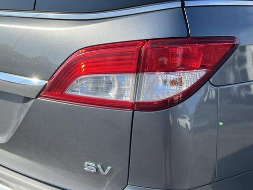 2014 Nissan Quest SV