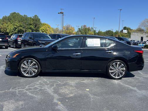 2023 Nissan Altima 2.5 SL