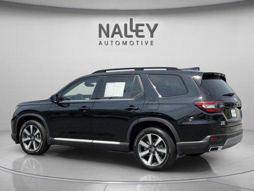 Crystal Black Pearl 2024 Honda Pilot Elite