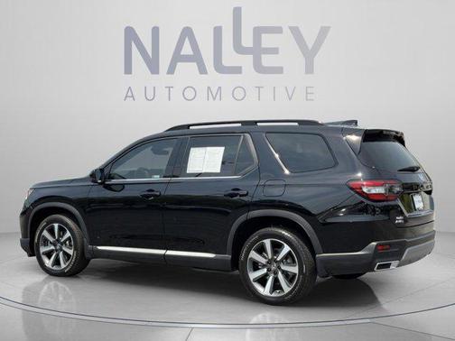 Crystal Black Pearl 2024 Honda Pilot Elite