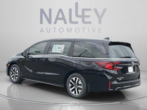Crystal Black Pearl 2026 Honda Odyssey EX-L