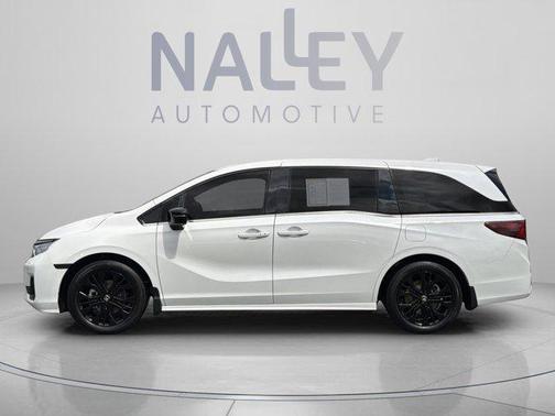 Platinum White Pearl 2025 Honda Odyssey Sport-L