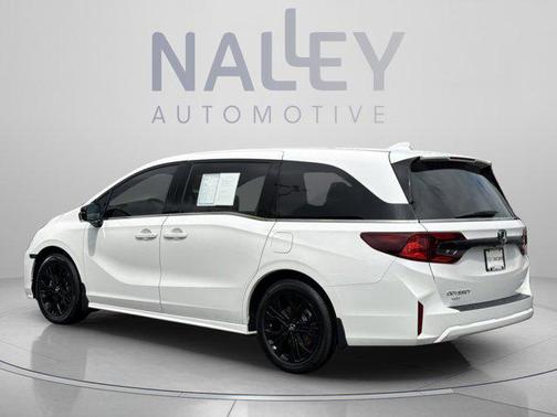 Platinum White Pearl 2025 Honda Odyssey Sport-L