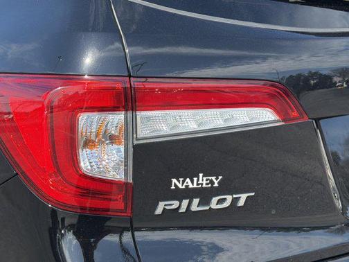 2020 Honda Pilot Touring 8-Passenger