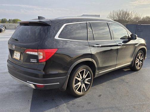 2020 Honda Pilot Touring 8-Passenger