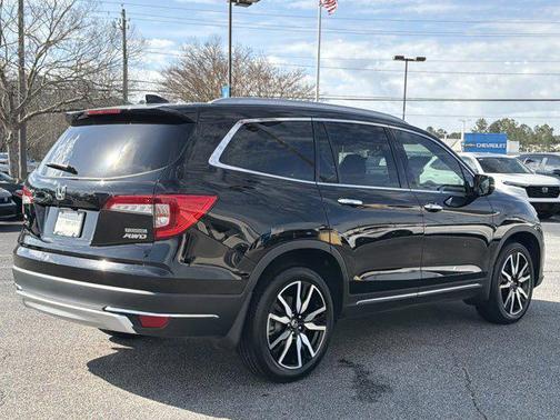 2020 Honda Pilot Touring 8-Passenger