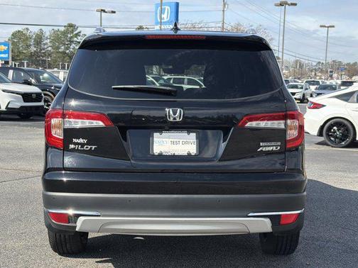 2020 Honda Pilot Touring 8-Passenger