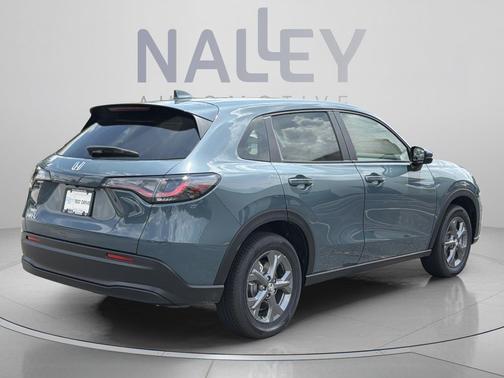 Nordic Forest Pearl 2027 Honda HR-V LX